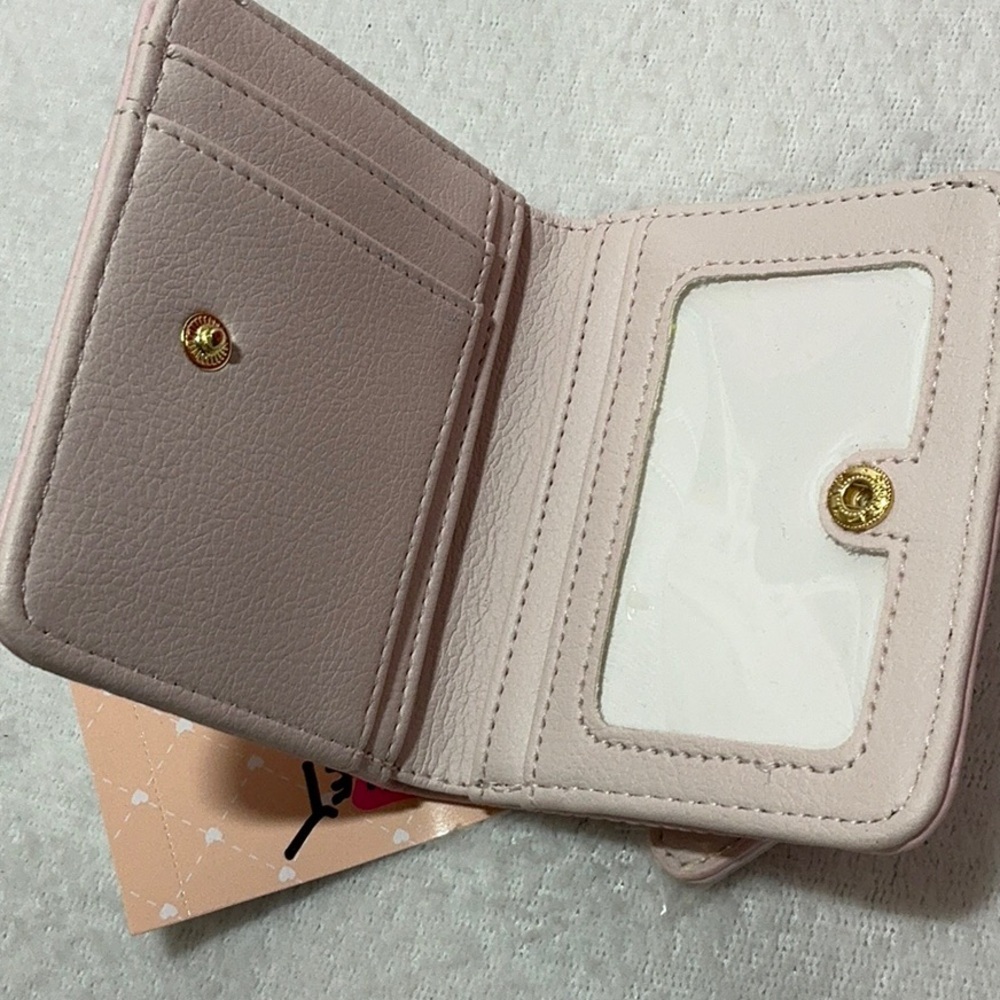 Betsey Johnson Light Pink Heart Quilted Wallet - Picture 6 of 7